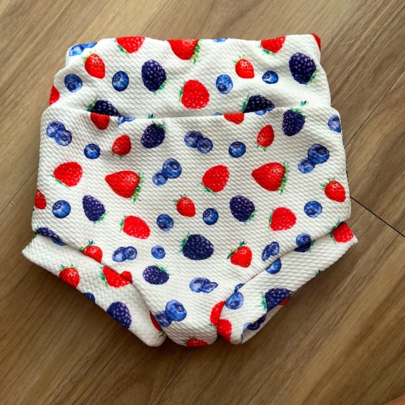 Baby bloomers - Picture 1 of 2